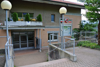 Eingang Gemeindehaus Fahrni